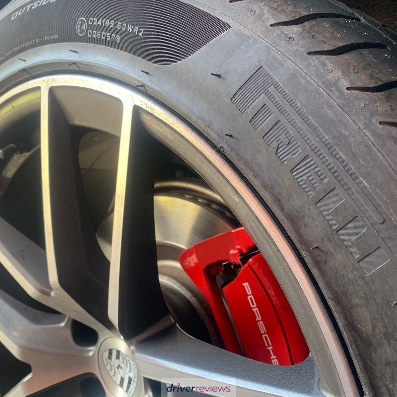 Pirelli P Zero 255/30 R20 at Blackcircles.com