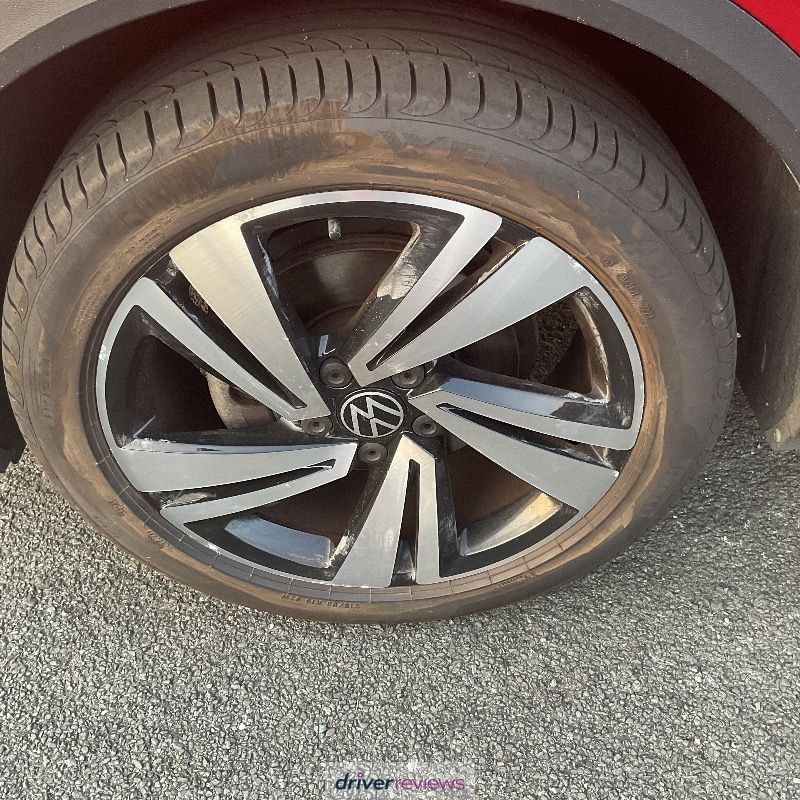 Image #4; Pirelli Powergy, 215/50 R18 W; Volkswagen T-ROC
