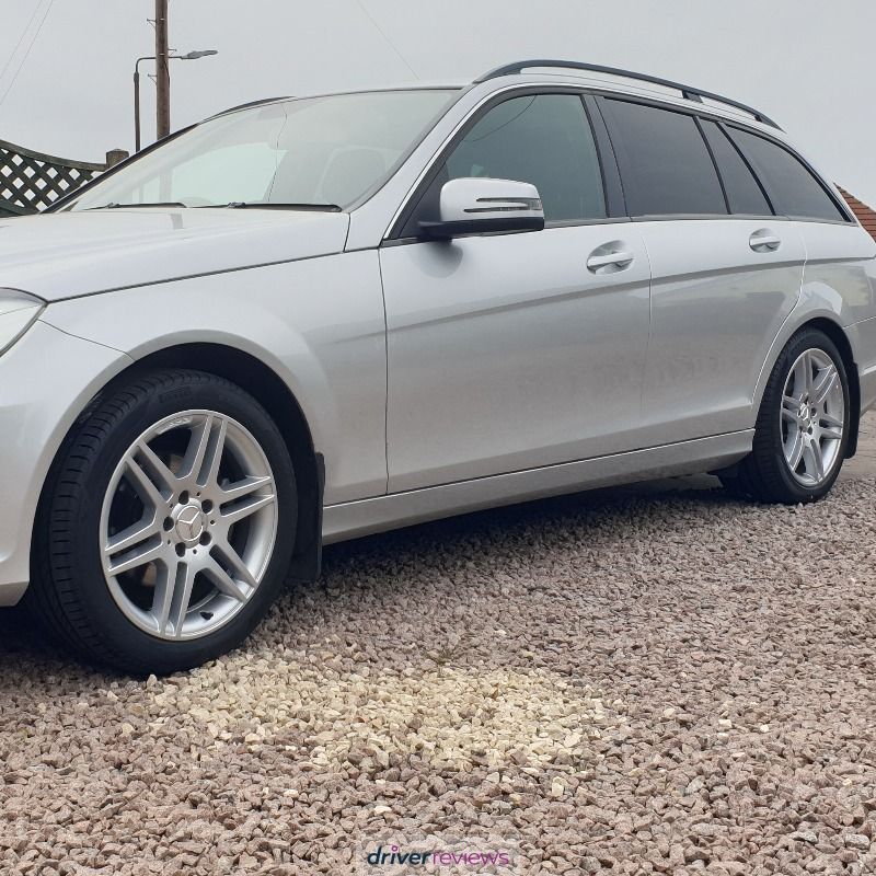 Image #2; Pirelli Powergy, 225/45 R17 Y; Mercedes-Benz C-Class