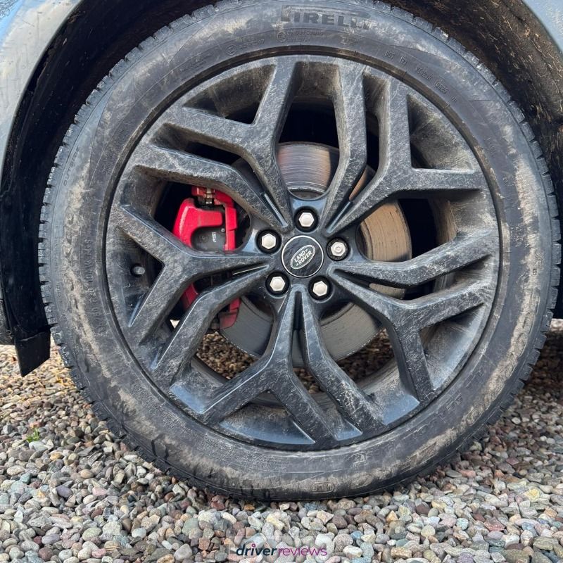 コウタイレン Pirelli Scorpion Zero All Season NCS 265/40 R22 at Blackcircles.com