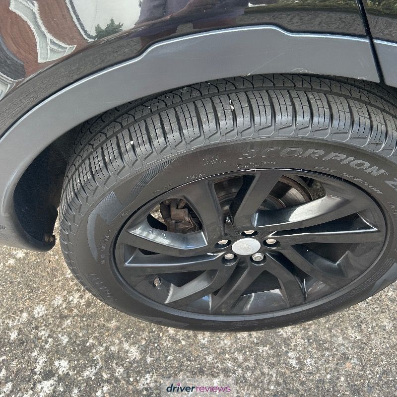 Pirelli Scorpion Zero All Season NCS 265/40 R22 at Blackcircles.com