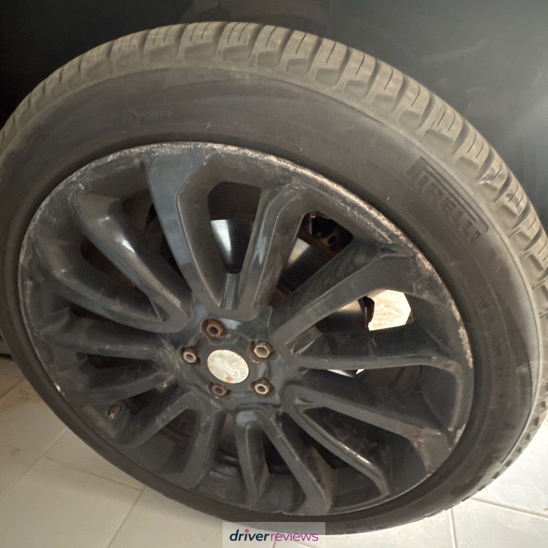 Image #3; Pirelli Scorpion Zero All Season NCS, 275/40 R22 Y; Land Rover Range Rover