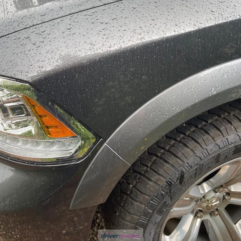 Radar Renegade AT-5 275/45 R20 at Blackcircles.com