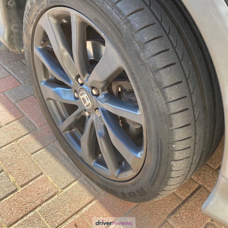 2022年製　ロターラ　SETULA　S　RACE　RU01　235/35R19 Rotalla Setula S-Race RU01 review and test rating @ Tyretest.com