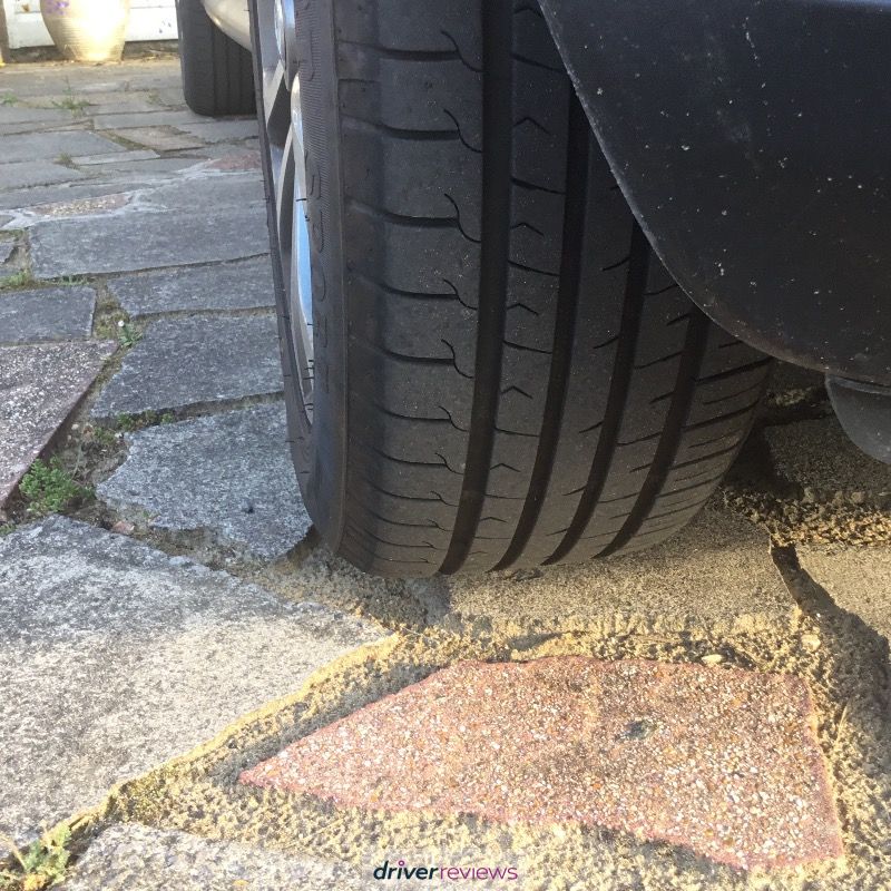 Image #4; Tomket Sport, 215/55 R17 W; Nissan Juke