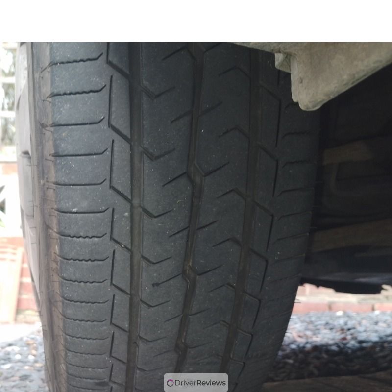 Pneus été Toyo Nanoenergy Van 235/65R16 - Éco-énergétique C, Adhérence Mouillé B
