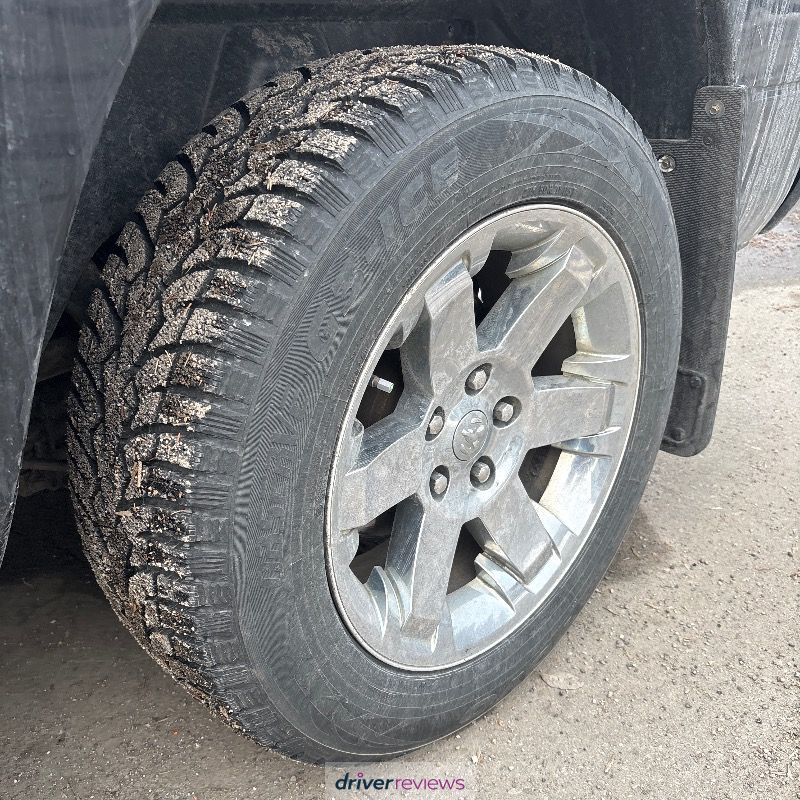 TOYO Observe G3-Ice BSW STUDDABLE 265/60 R18 114T tires