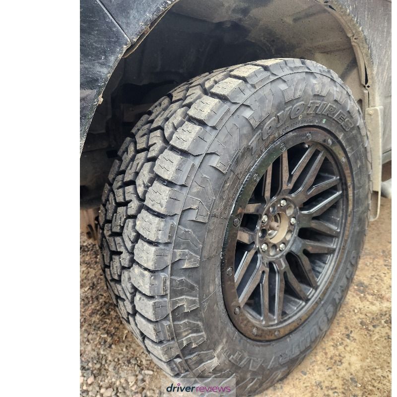 最新人気 III A/T Country Open TOYO OWL tires 100T R15 215/75 タイヤ・ホイール