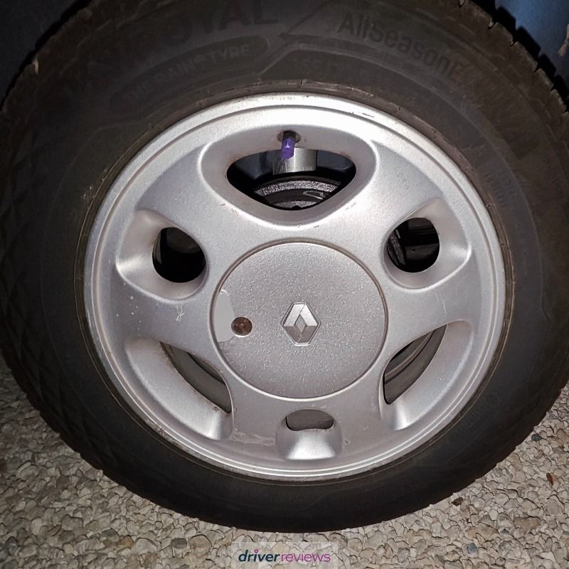 Image #9; Uniroyal AllSeasonExpert 2, 155/70 R13 T; Renault Twingo