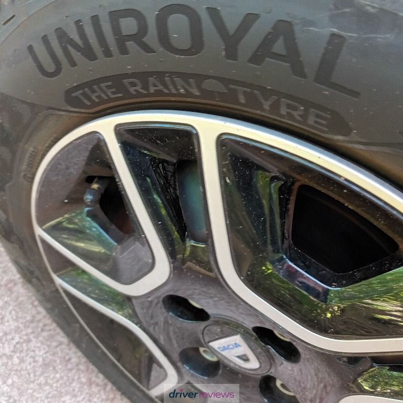 Image #10; Uniroyal RainExpert 5, 165/70 R14 T; Dacia Spring