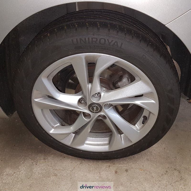 Bild #2; Uniroyal RainSport 5, 225/45 R17 Y; Vauxhall Astra