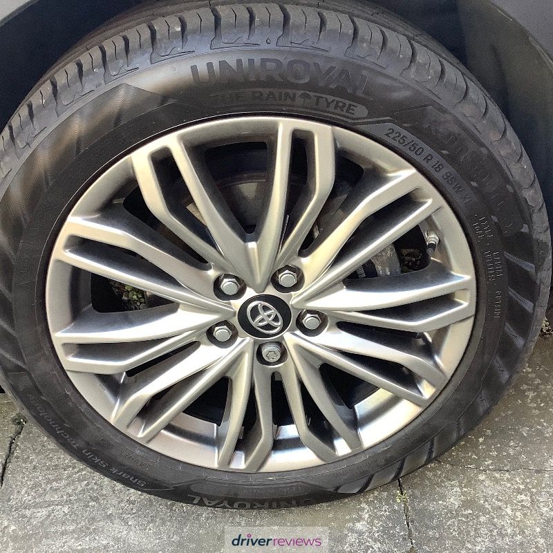 Pneu auto Uniroyal Rainsport 5 225/55 R18 98 V FR