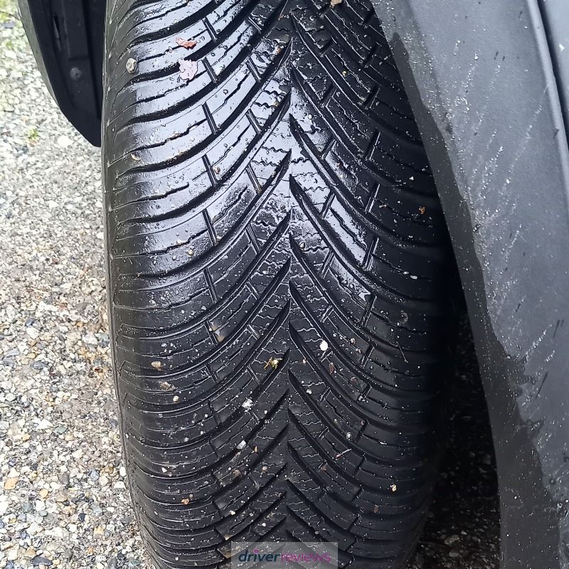Image #2; Vredestein Quatrac, 215/65 R16 H; Peugeot 2008