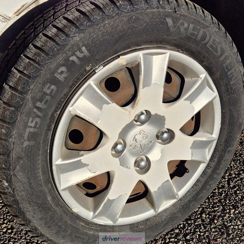 Image #2; Vredestein Quatrac 5, 175/65 R14 T; Peugeot 206