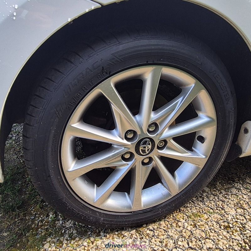 Image #1; Vredestein ULTRAC +, 215/50 R17 Y; Toyota Prius