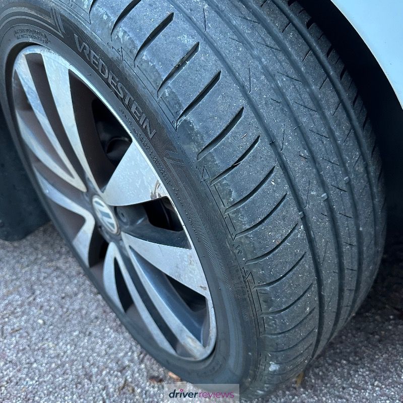 Image #3; Vredestein Ultrac, 225/45 R17 Y; Volkswagen Golf