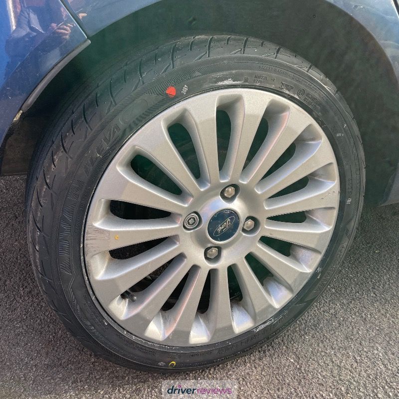Yokohama Advan Fleva V701 Tyres | Reviews and Prices | Blackcircles