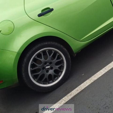 Yokohama Advan Fleva V701 205/45 R16 at Blackcircles.com