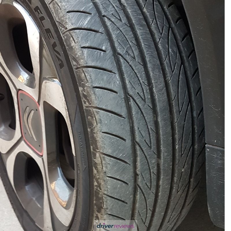 Image #2; Yokohama Advan Fleva V701, 215/50 R17 W; Citroen C3 Aircross