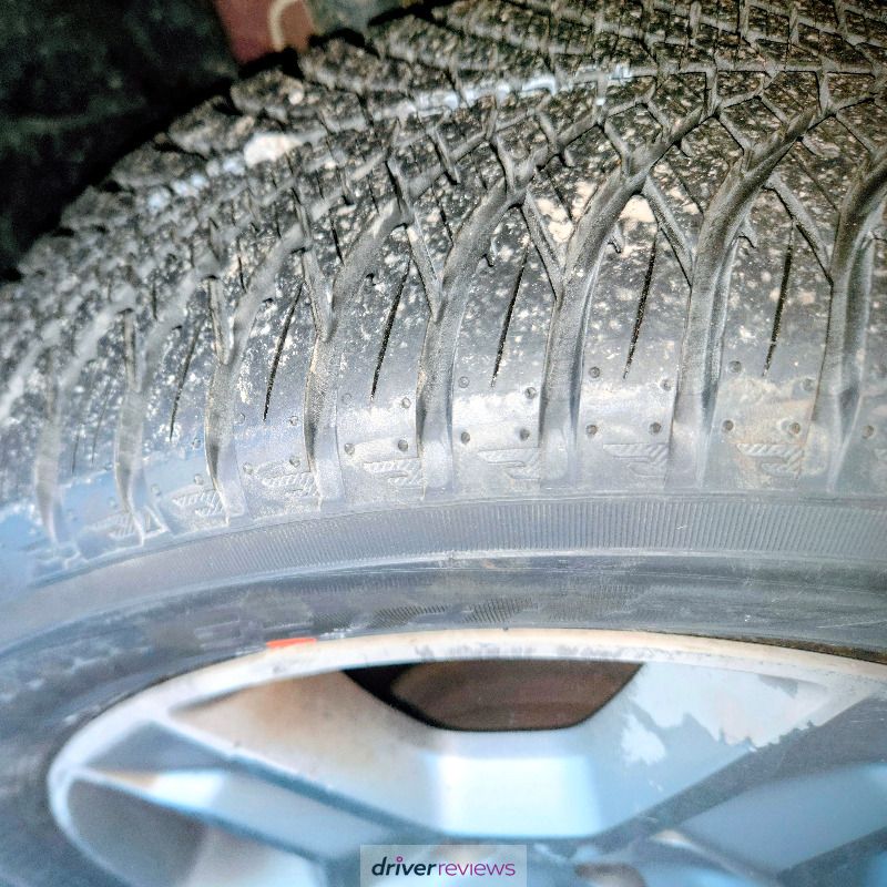 Pneus toutes saisons YOKOHAMA BluEarth-4S AW21 175/65R15 84H