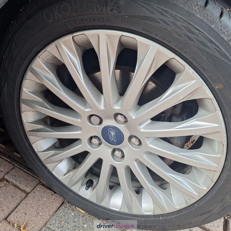Yokohama BluEarth-GT AE51 205/60 R16 at Blackcircles.com