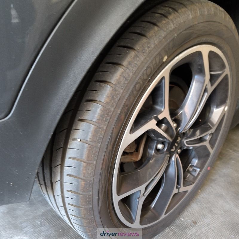 Image #4; Yokohama BluEarth-GT AE51, 245/45 R19 W; Kia Sportage