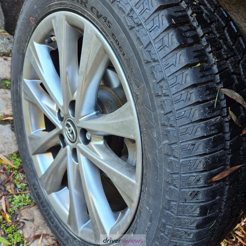 Image #2; Yokohama Geolandar CV 4S G061, 235/55 R18 V; Toyota RAV4