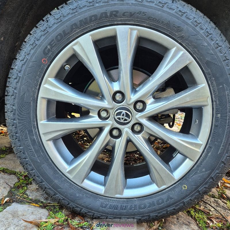 Image #3; Yokohama Geolandar CV 4S G061, 235/55 R18 V; Toyota RAV4