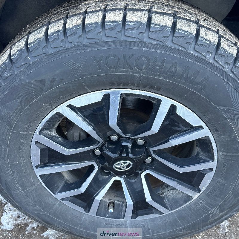 YOKOHAMA iceGUARD G075 BSW 225/65 R17 102T tires YOKOHAMA iceGUARD G075 BSW 225/65 R17 102T tires