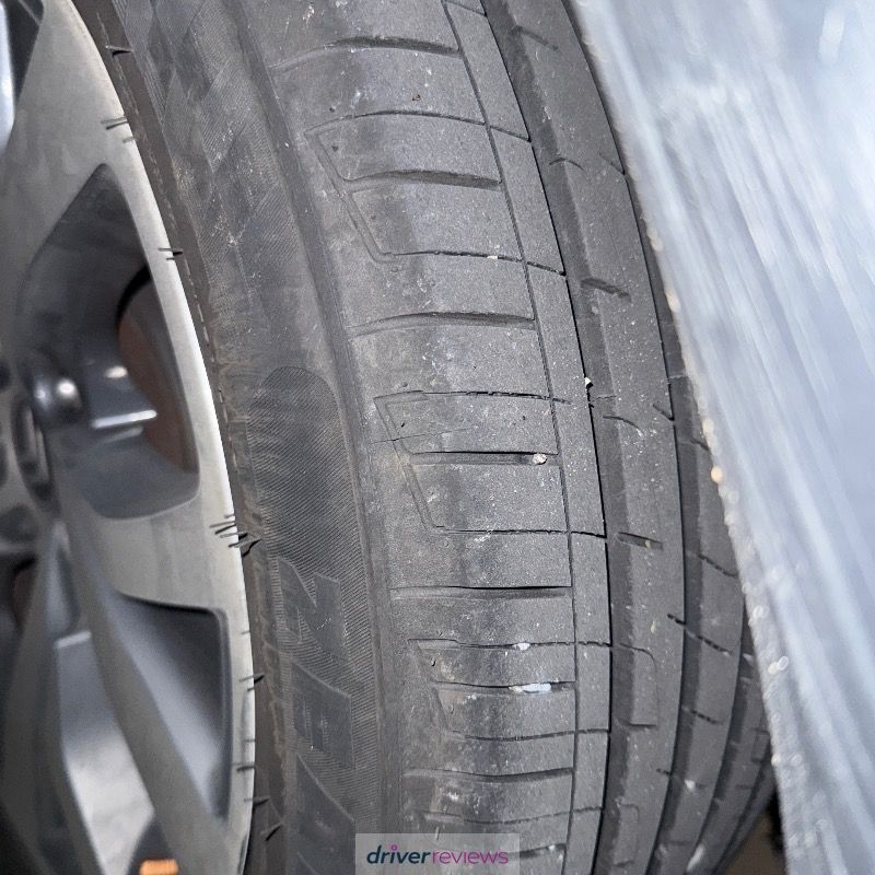 ZMAX ZEALION 235/40R19 96W Tyroola.com.au