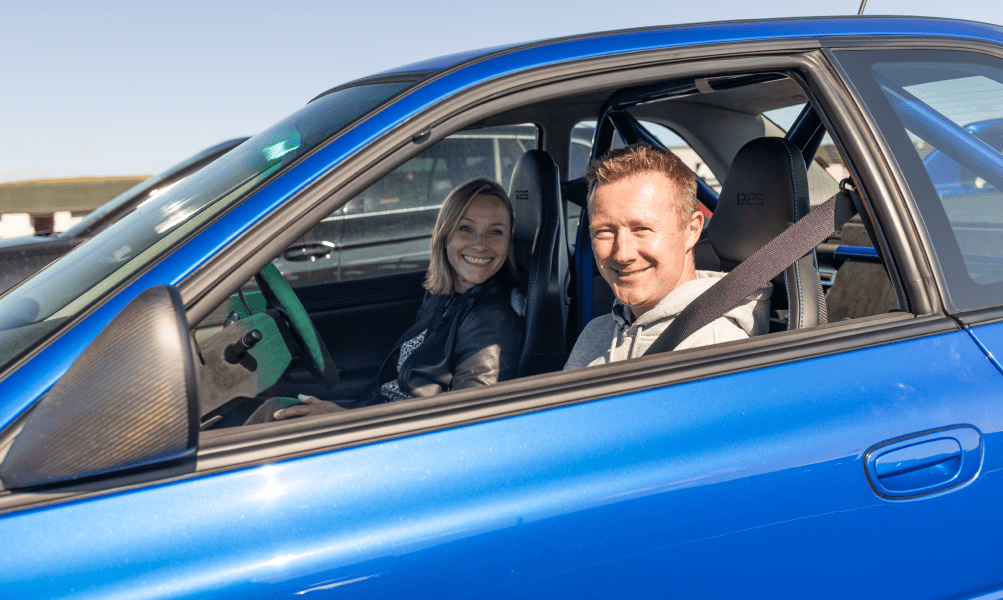 Vicki Butler-Henderson und Gordon Shedden saßen im Prodrive P25