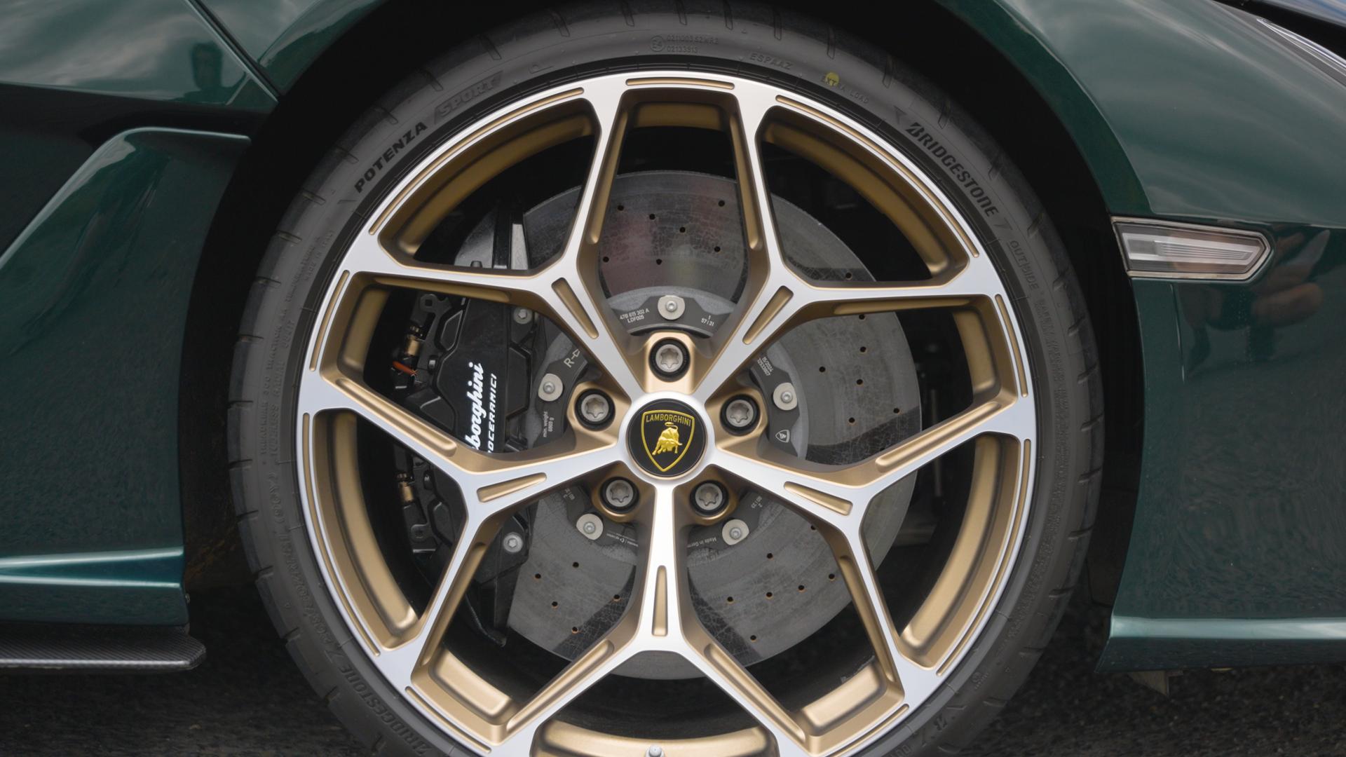 Lamborghini däck